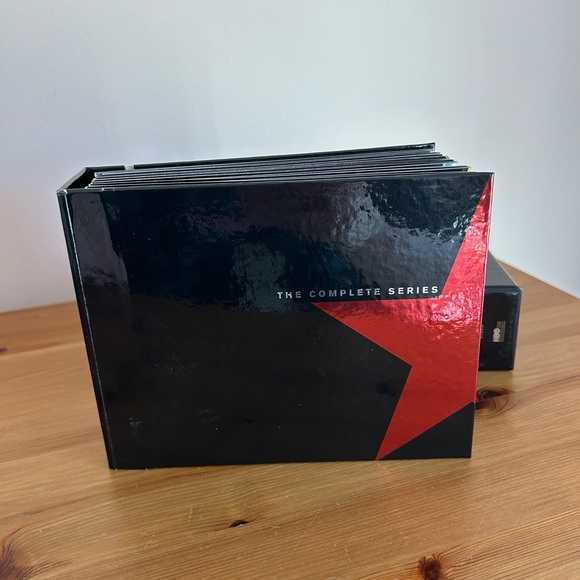 Entourage Series DVD Collection - Picture 12 of 14